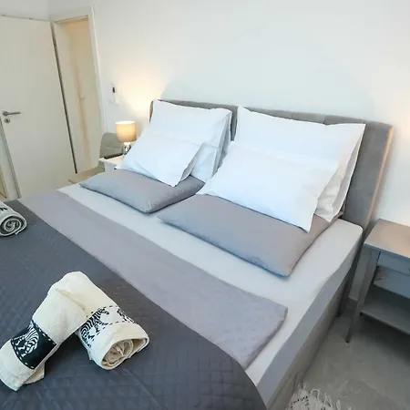 Villa Gaby With Heated Pool *