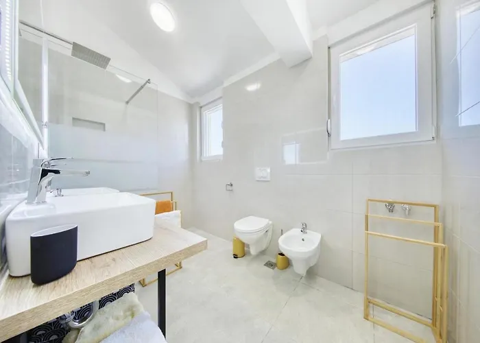 Вилла Gaby With Heated Pool *